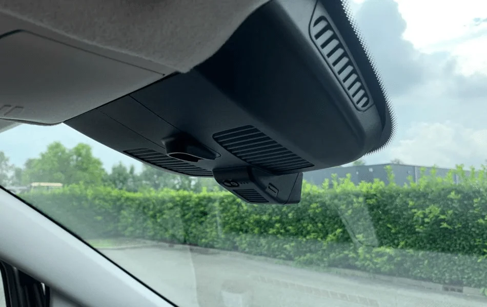 Mercedes Benz Dashcam 2