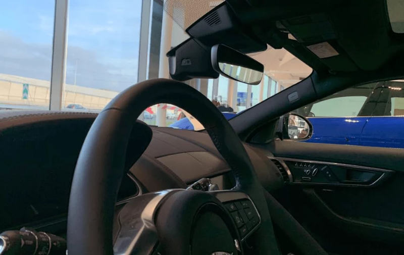 Jaguar dashcam 2